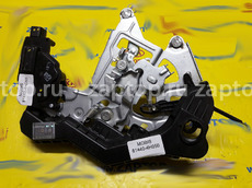 81440-4H050 Замок сдвижной двери лев. Hyundai Grand Starex